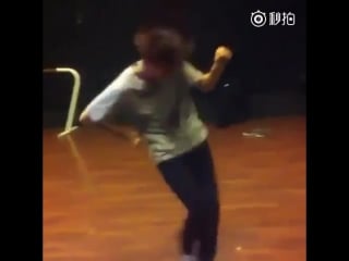 [pre debut] exo baekhyun predebut video (kai, chen, chanyeol за кадром)