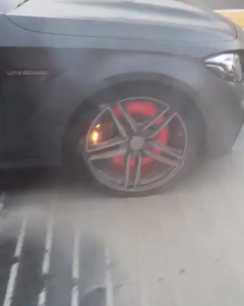 Когда не остудил тормоза после заезда