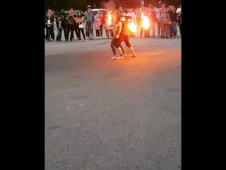 В такую дождливую погоду 😑 немного огня в ленту 🔥🔥 москва