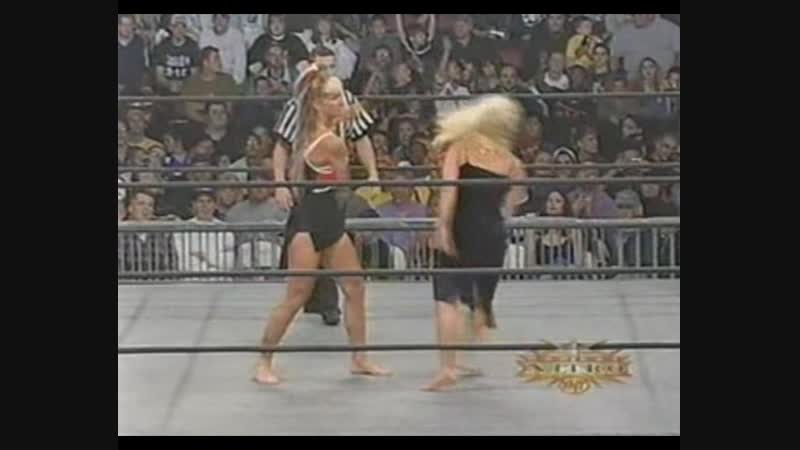 Madusa vs mona (molly holly) evening gown match wcw nitro 10 18 99