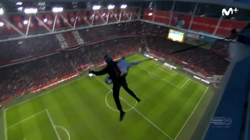 Футбол голландия эредивизия начало матча аякс – псв эйндховен