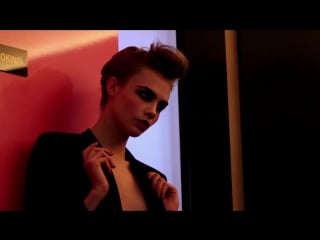 Yves saint laurent «vernis à lèvres rebel nudes» cara delevingne / кара делевинь