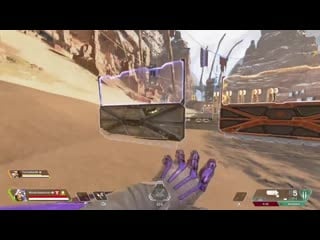 Heirloom bug it takes sooo many more melees to porn a rampart barrier with an heirloom than a normal punch(could only test with