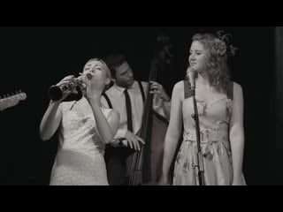 Hetty & the jazzato band tu vuo fa l'americano