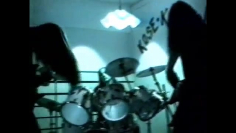 Dimmu borgir alt lys er svunnet hen (rehearsal 1995)