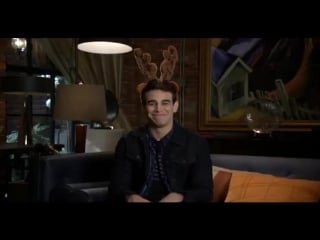 Our reindeer aka alberto rosende has a special holiday message just for you 🎊