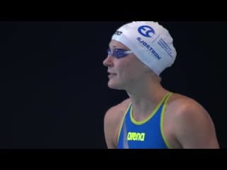 Sarah sjostrom wins 50 freestyle without goggles