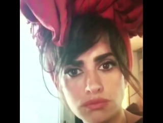 Penélope cruz fans on instagram “não pude evitar de publicar esse vídeo hahaha