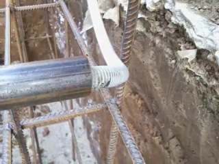 Откатные ворота залиа фундамента