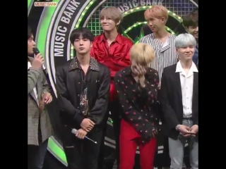 Im dying jinmin was laughing at jeongguk until seokjin went to straight face when the camera shoot him