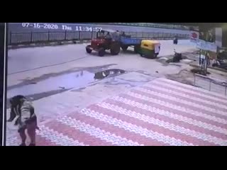 Внезапный взлёт и посадка индия (vhs video)