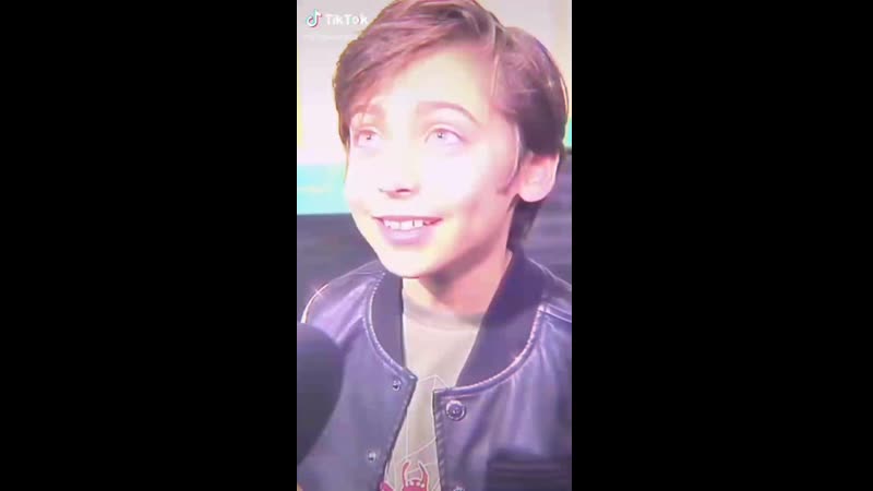 Эйдан галлахер / aidan gallagher