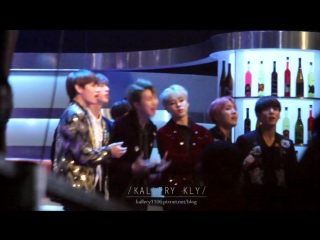 [fancam] 161202 bts & mpd reaction to wiz khalifa @ 2016 mama