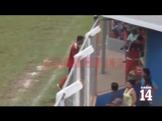 The guatemalan football player has beaten the judge for a red card