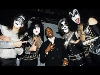 2pac introduces kiss at the 38th grammys (with unseen footage)
