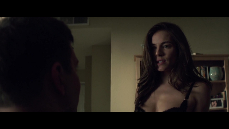 Sienna miller in lingerie american sniper (2014)