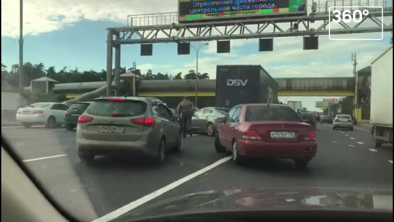 "ягуар" на мкад