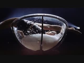 Девушка в бокале «лига артистов»