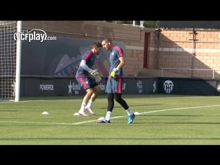 Great saves and high intensity in mathew ryans first training session with valencia cf