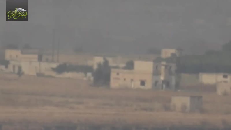 Боевики группирои "джейш аль наср" заптурили танк сирийской армии на севере хамы