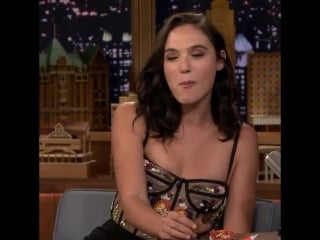 Gal gadot tries a reese's peanut butter cup for the first time