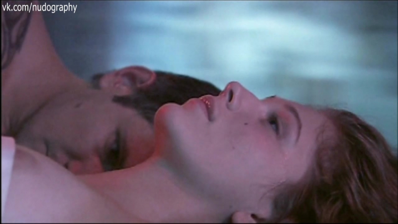 Карина андоленко голая в фильме "розы для эльзы" (2009, егор кончаловский)