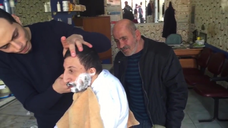 Koksal baba в барбершопе