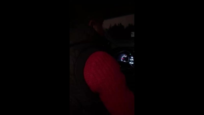 Таксист завез «в никуда» женщину с ребенком за попытку заплатить мелочью