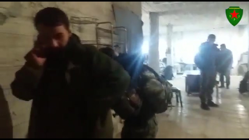 Курдские ополченцы в прифронтовой зоне в африне