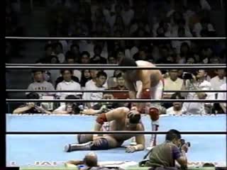 Dan kroffat [c] vs yoshinari ogawa