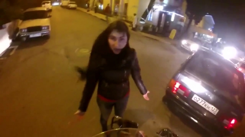 В жопу въехал
