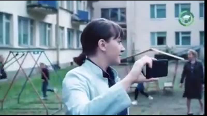 Что только не вырыгивают путинские пидарacы снимая такие ролики, чтобы дебилы проголосовали за изменения в конституции