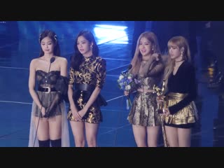 190105 블랙핑크 (blackpink) 블링크인사,코스모폴리탄 아티스트상 수상 [리사,제니,로제,지수] lisa 직캠 fancam by mera