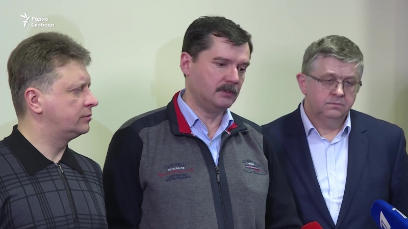 В подмосковье разбился самолет "саратовских авиалиний"