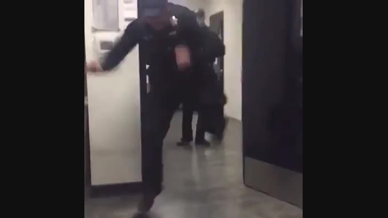 Храбрец (vhs video)