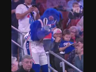 Everybody raise your porn for the simba cam