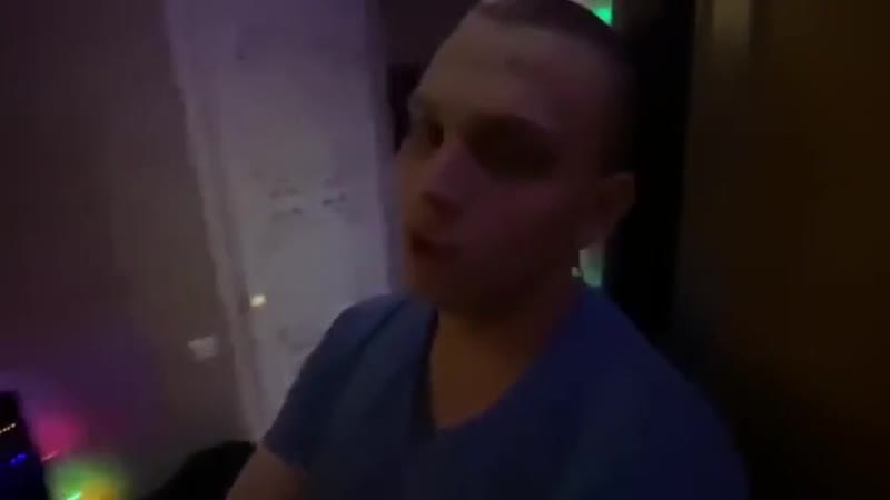 На вписке отсосала толпе