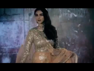 Behind the scenes with aditi rao hydari for mohey, handpicked celebration wear for women, from the house of manyavar