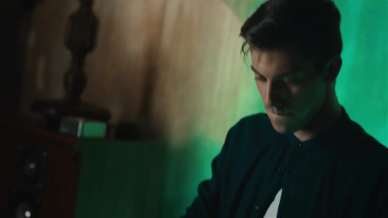 Mc yankoo feat milica todorovic ljubi me budalo