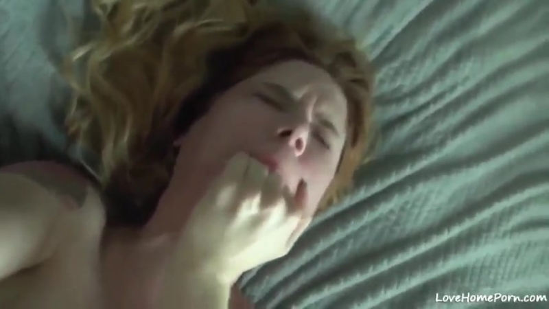 Порно видео Малолетка орет от боли. Смотреть Малолетка орет от боли онлайн