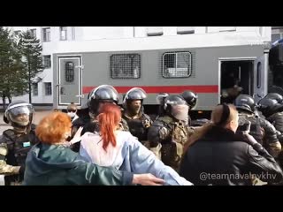 Жесткий разгон акции протеста в хабаровске