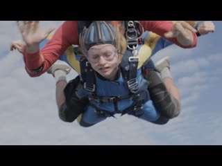 Энн на высоте 13000 футов (2019) anne at 13,000 ft