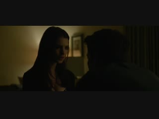 Эмили ратаковски (emily ratajkowski) голая в фильме исчезнувшая (2014)