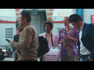 Gorilla zippo> "room inside my head"