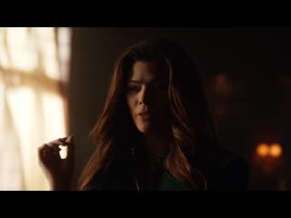 Gotham• season 4x13• bruce gets poisoned by ivy