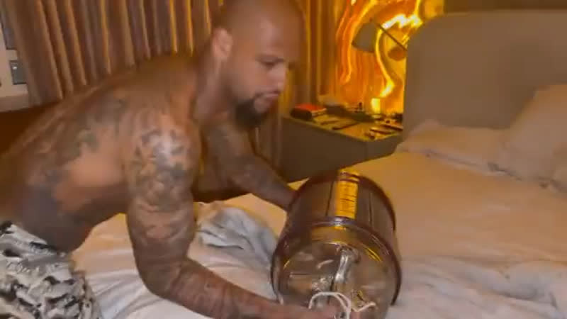 Felipe melo, libertadores kupaları ile birlikte uyuyor