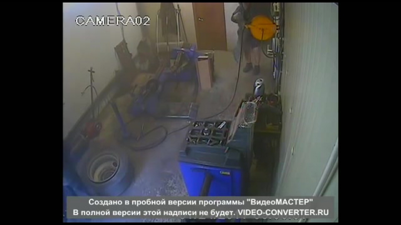 Порвало штанишки