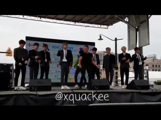 [fancam] 170623 sf9 surprise appearance at kcon 2017 new york convention stage