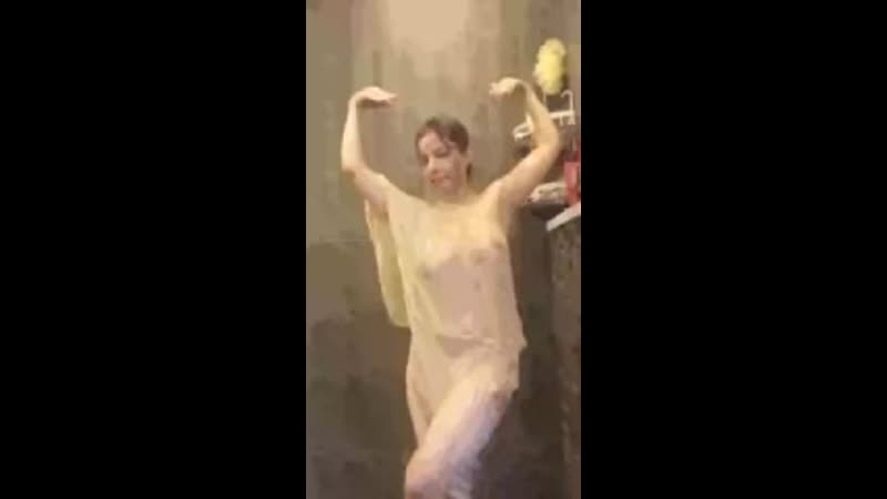 Rabi peer zada in your washroom video cam👩‍💼👄