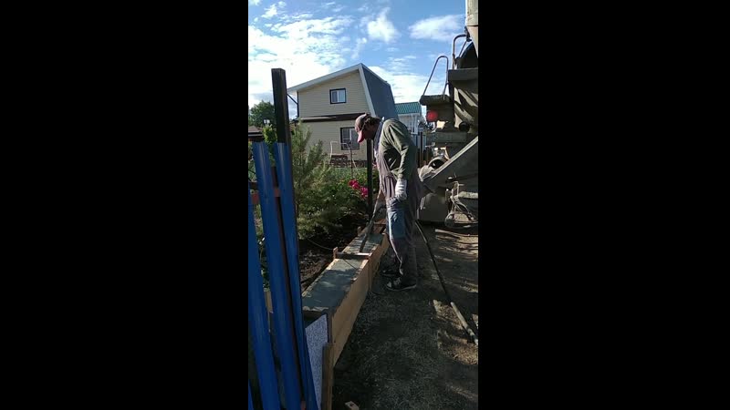 Глубинный вибратор